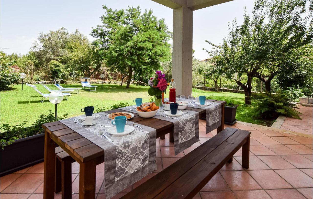 Cozy Home In Anguillara Sabazia With Kitchenette Kültér fotó
