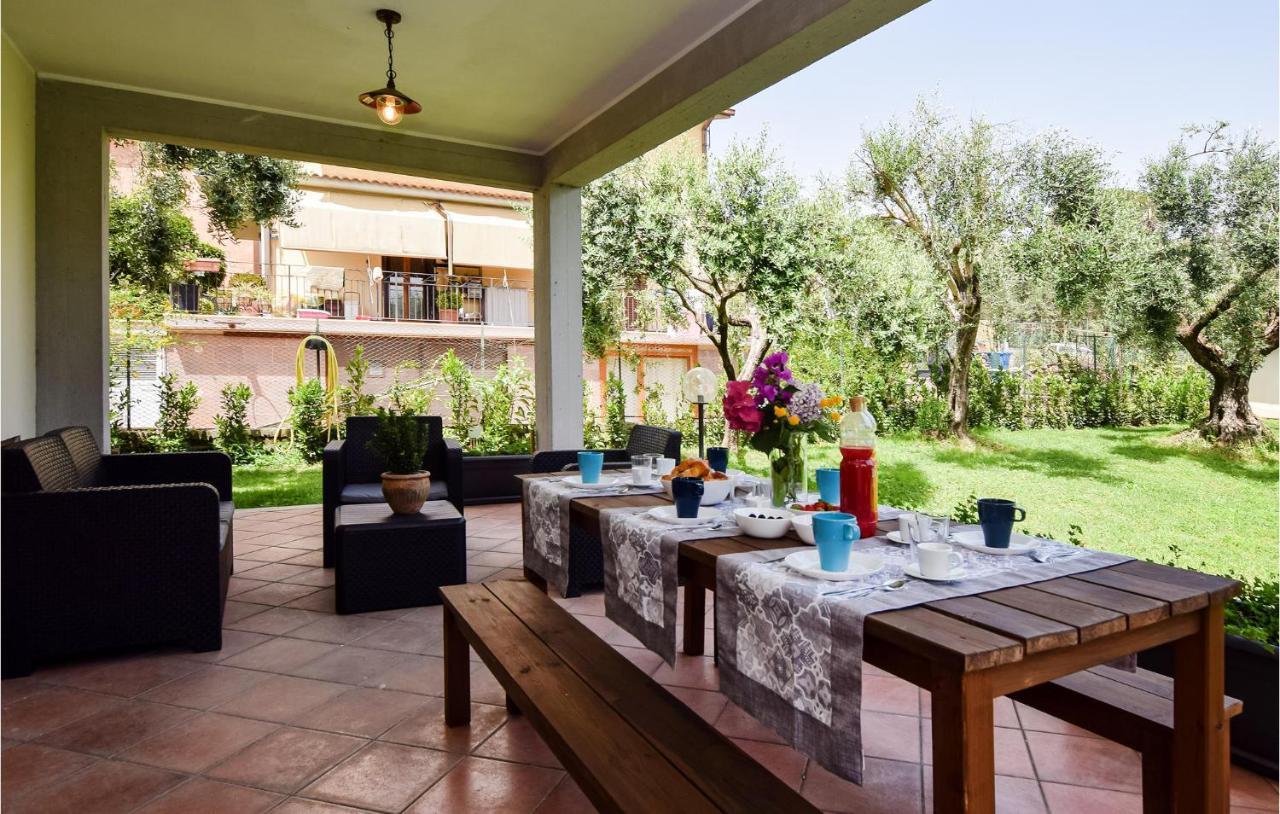 Cozy Home In Anguillara Sabazia With Kitchenette Kültér fotó