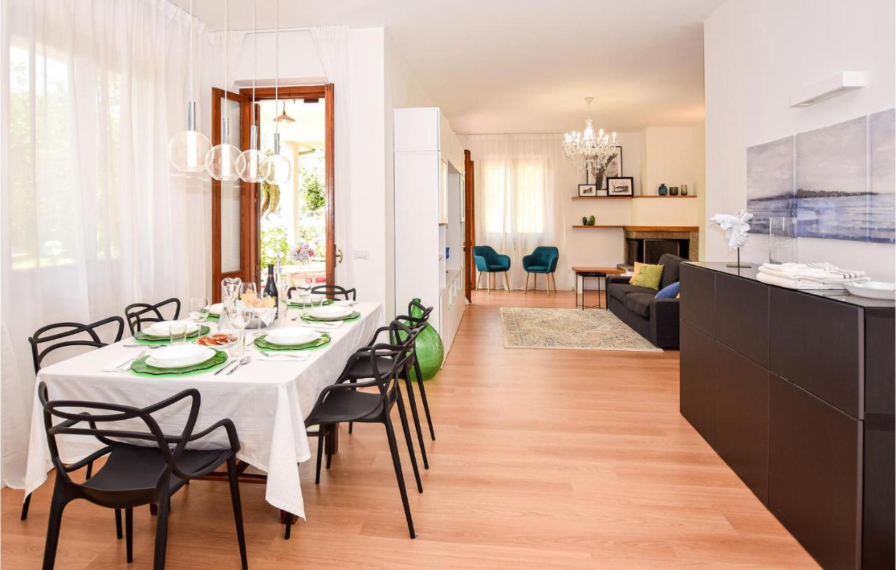 Cozy Home In Anguillara Sabazia With Kitchenette Kültér fotó