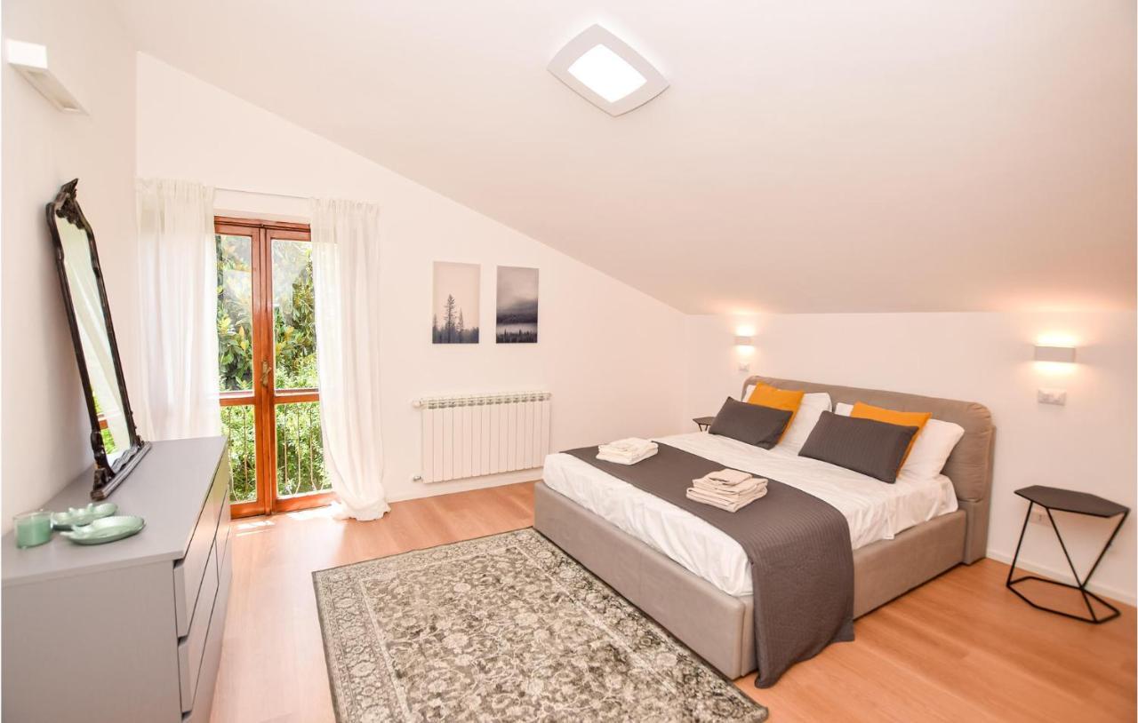 Cozy Home In Anguillara Sabazia With Kitchenette Kültér fotó