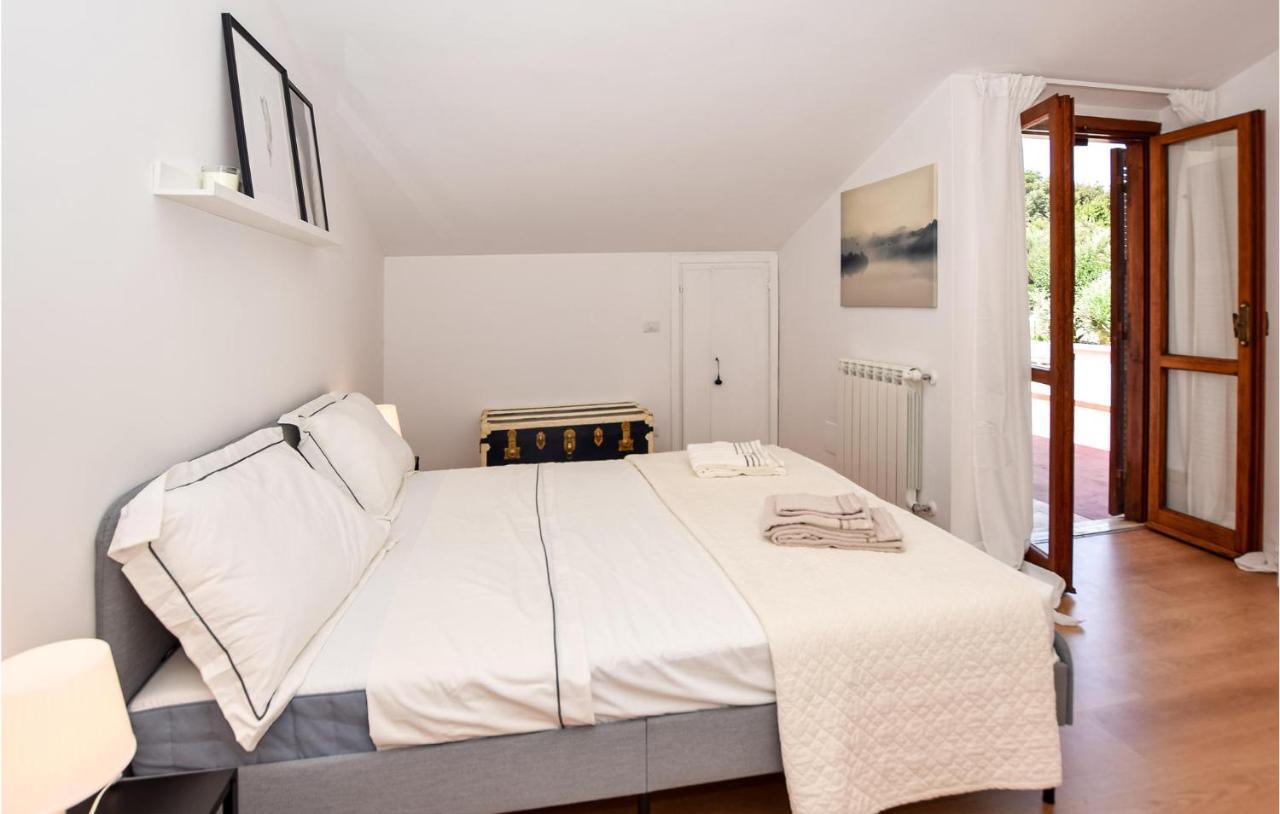 Cozy Home In Anguillara Sabazia With Kitchenette Kültér fotó